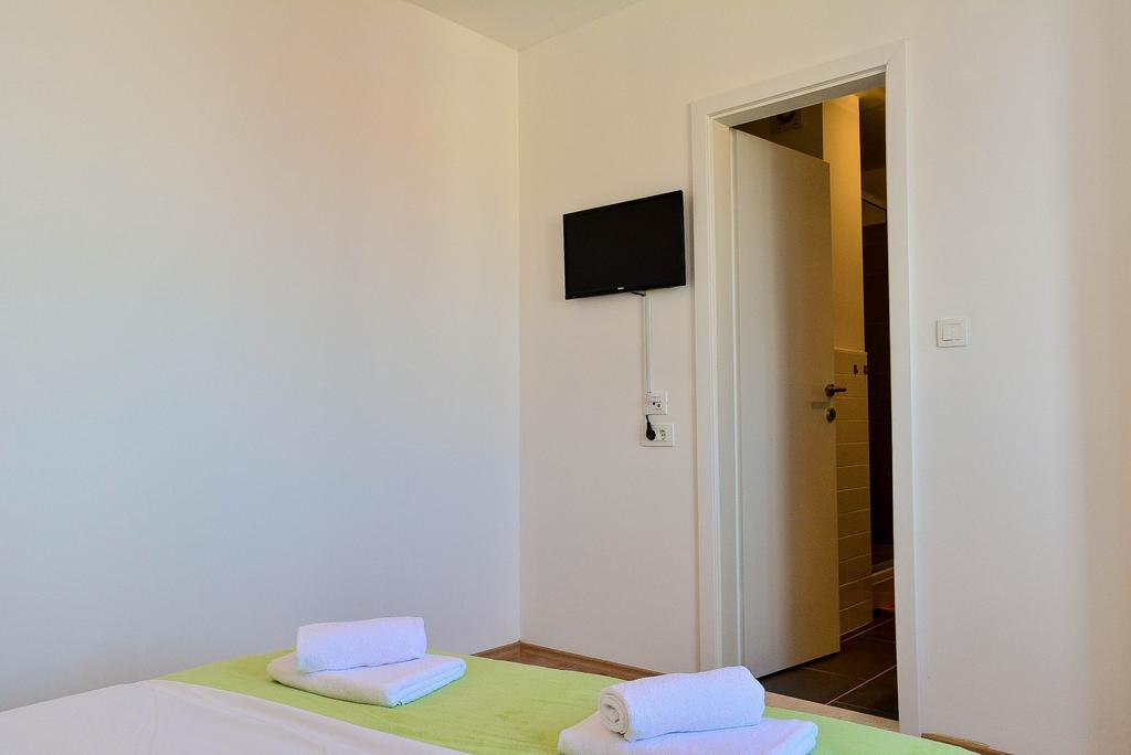 Bed & Breakfast Golden 3*