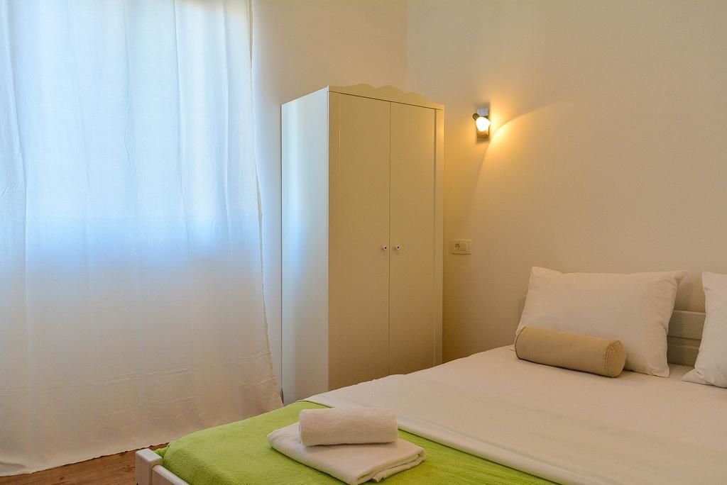 Golden B&B Bed & Breakfast 3*
